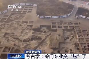 哈兰德没进球？瓜帅：我踢球11年只进了11球，不适合建议前锋